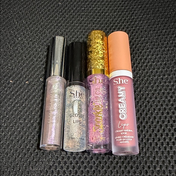 Lip gloss/balm bundle of 15 - Picture 5 of 5